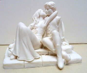 ITALIAN SULPTURE  VIVIAN C. TWO LOVERS MADE IN ITALY  