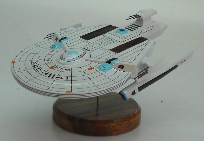 USS Soyuz Bozeman StarTrek NCC1941 Spaceship Wood Model  