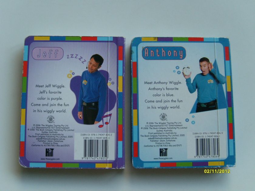 Lot 2 THE WIGGLES Board Books ANTHONY Tambourine Drums JEFF Accordion 