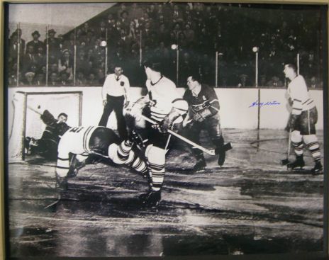 BILL BARILKO GOAL 16 X 20 SIGNED BY HARRY WATSON  