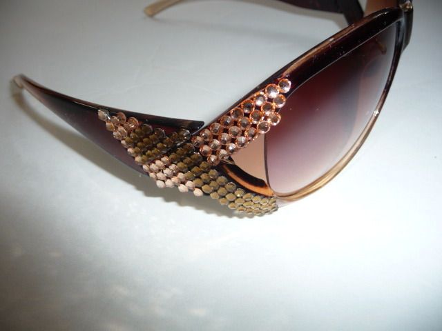 BrOwN SuNgLaSSeS WiTh PeaCh SWaRoVsKi CrYsTaL RHiNeStOnE NeW  