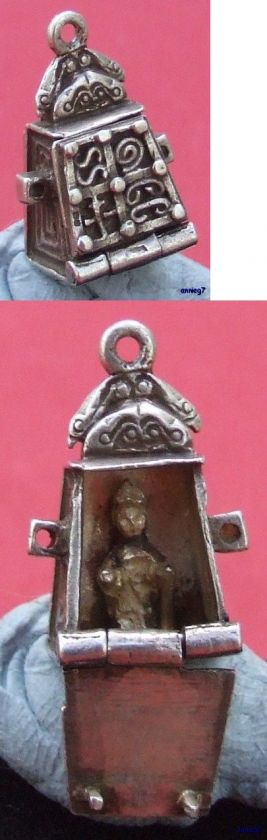 VINTAGE SILVER RARE OPENING ORIENTAL PRINCESS FOB CHARM  