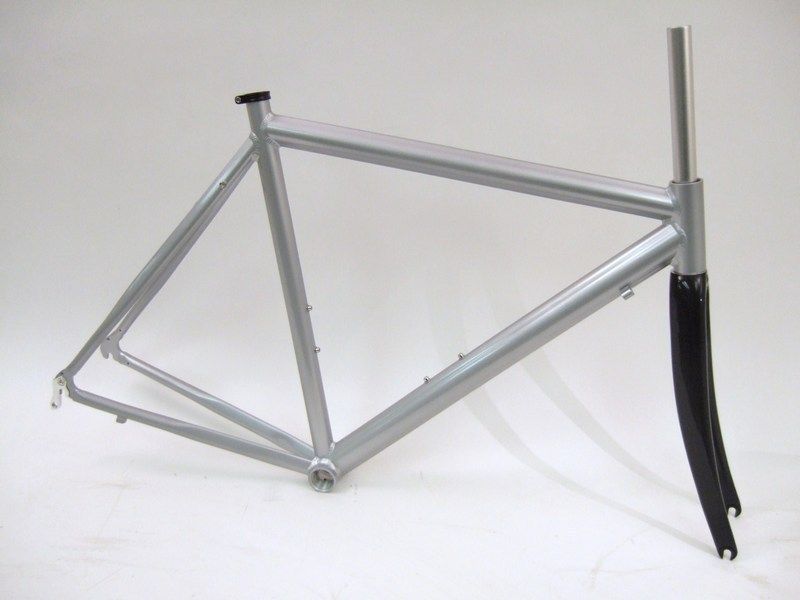 NEW UNBRANDED BIKE BICYCLE ALUMINUM FRAME SET & CARBON FORK FRAMESET