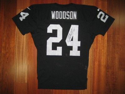 1998 Authentic Raiders Charles Woodson NIKE jersey SIGNED 42 