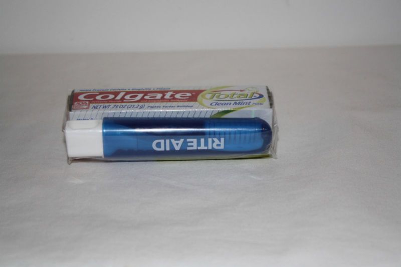 Travel Toothbrush w Cap & Colgate Mint Toothpaste  