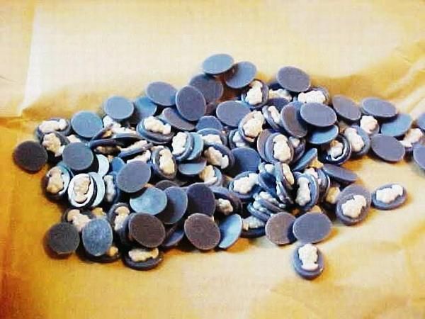 LOT OF 72 VINTAGE FAUX CAMEO STONES WEDGEWOOD 14/10 MM  