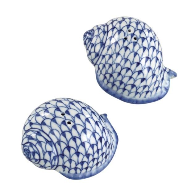 Andrea by Sadek Blue Net Round Seashell Salt & Pepper  