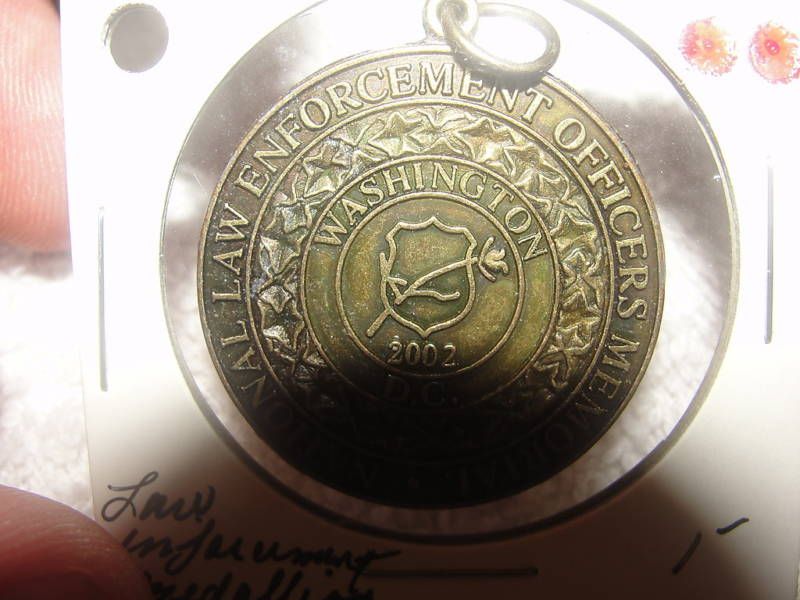 LAW ENFORCEMENT OFFICERS MEMORIAL MEDALLION 2002 COIN  