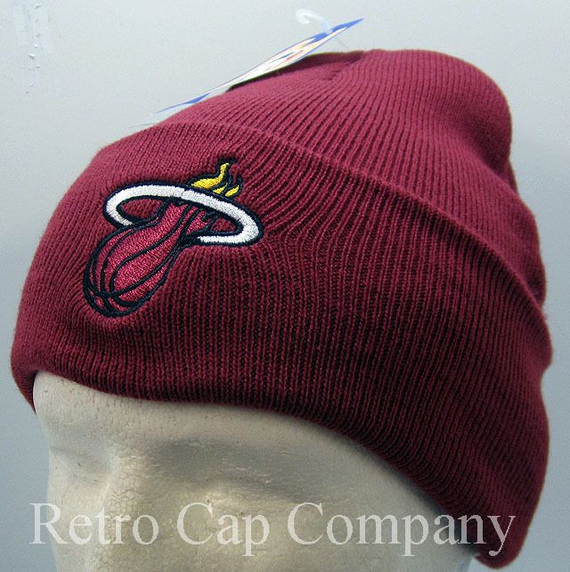 MIAMI HEAT VINTAGE RETRO KNIT BEANIE  