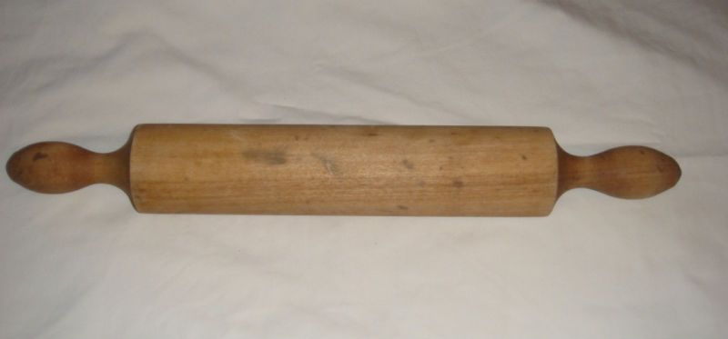 VINTAGE ROLLING PIN  