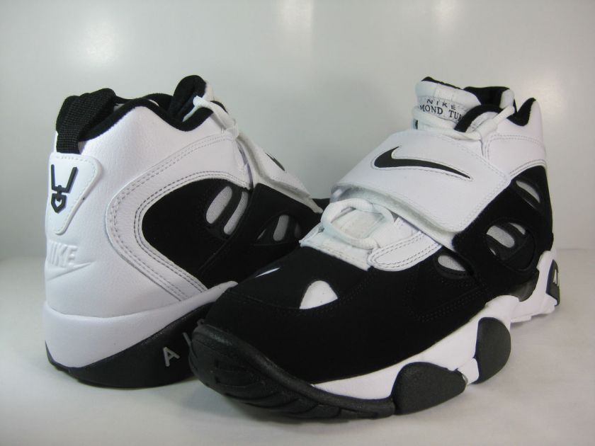 NIKE MENS AIR DIAMOND TURF II White/Black  487658 100  BASKETBALL 