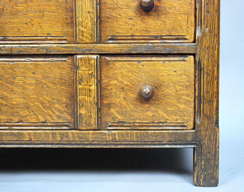 NICE CARVED OAK FRENCH NEO GOTHIC CHEST OF DRAWERS, CA. 1920  