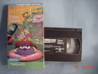 Veggie Tales MADAME BLUEBERRY Thankfulness vhs  