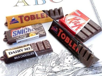 10 X New Findings Charms Plastic Chocolate Bars 3D MIX  