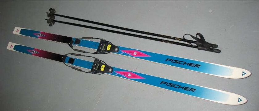 200cm FISCHER GTS STEEL EDGE CROSS COUNTRY TELE SKIS  