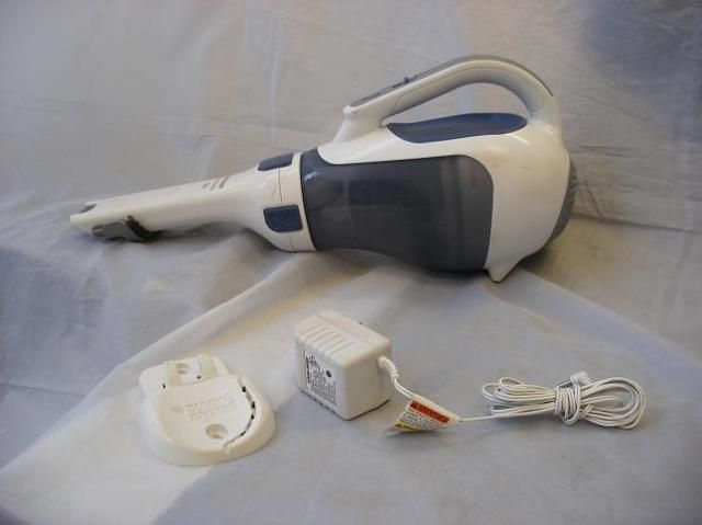 Black & Decker CHV1510 Dustbuster 15.6 Volt Cordless Cyclonic Hand 